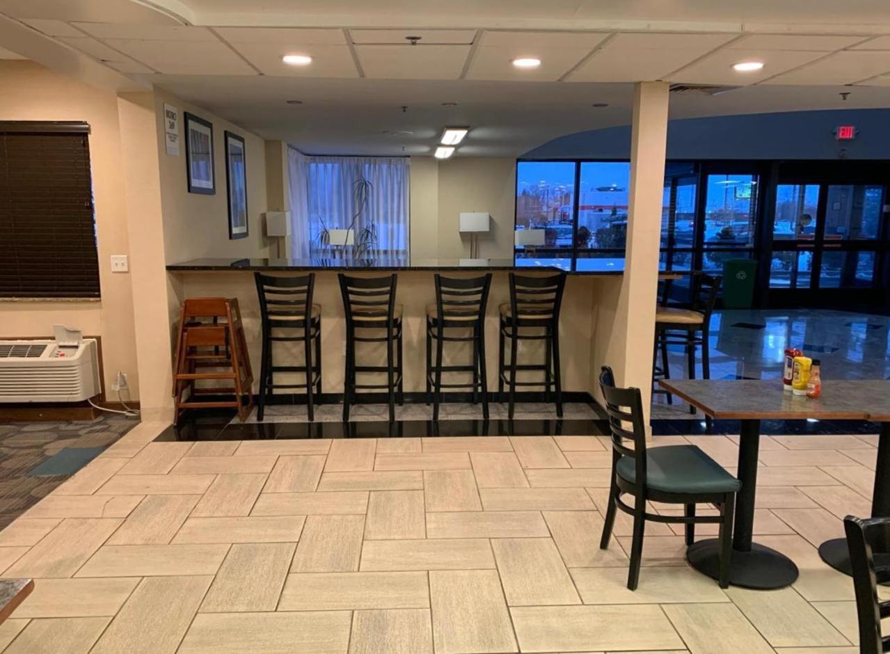 Clarion Inn I-94 Near Expo Center Kalamazoo Ngoại thất bức ảnh